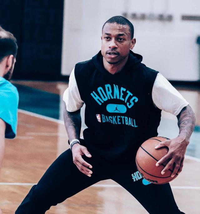 詹姆斯能够 詹姆斯能够